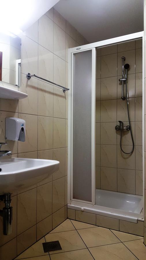 Hotel & Hostel Marenberg Radlje Radlje ob Dravi エクステリア 写真