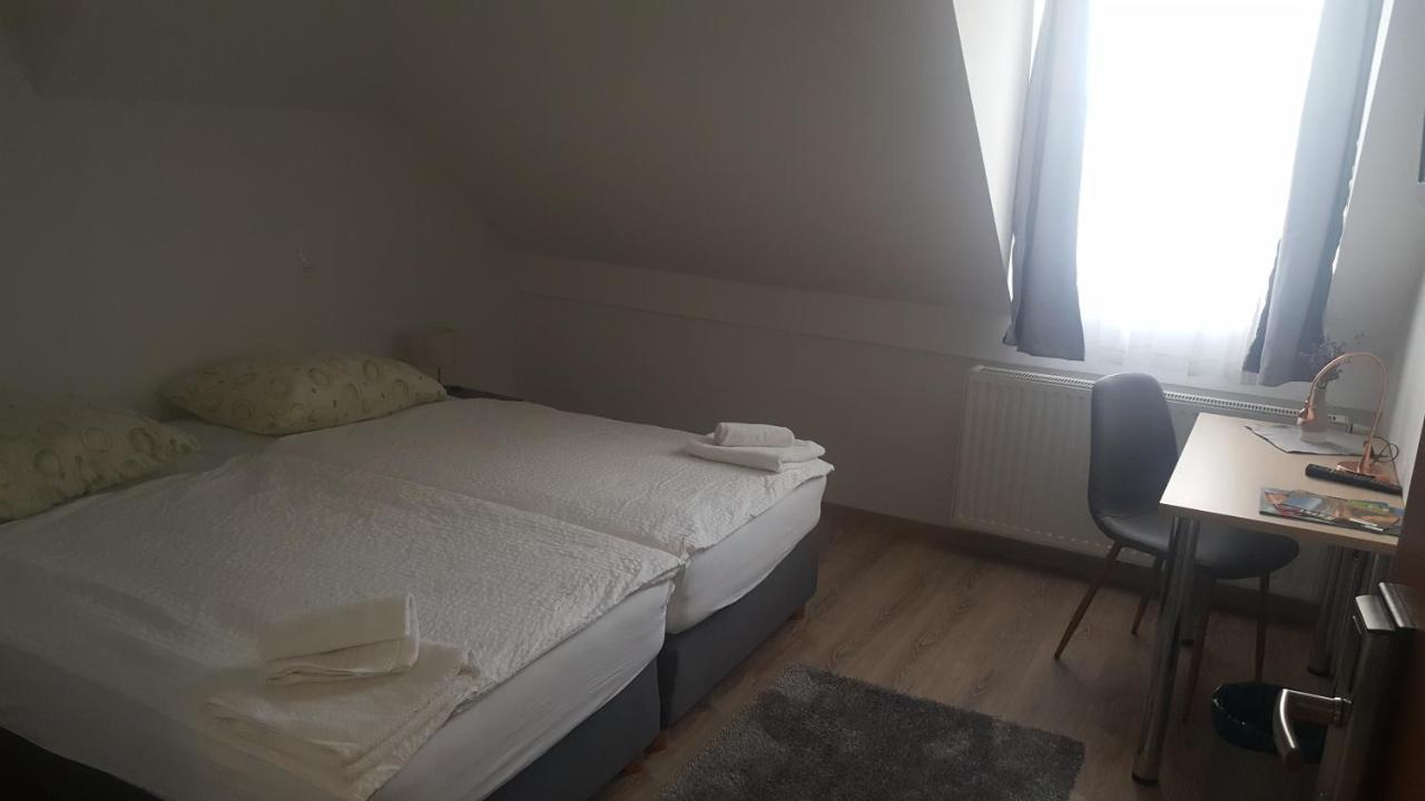 Hotel & Hostel Marenberg Radlje Radlje ob Dravi エクステリア 写真